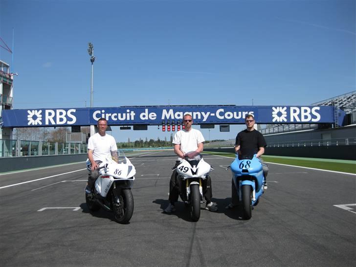 Yamaha R6 baneged - Team KRC-Racing på magny-cours billede 8