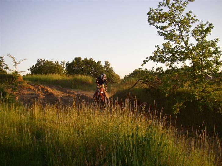 KTM 450 EXC  Solgt - Selvtest i langsom kørsel på meget løst underlag.. skide sjovt! billede 13