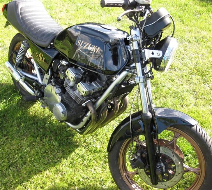 Suzuki GSX 750 "SOLGT" billede 9