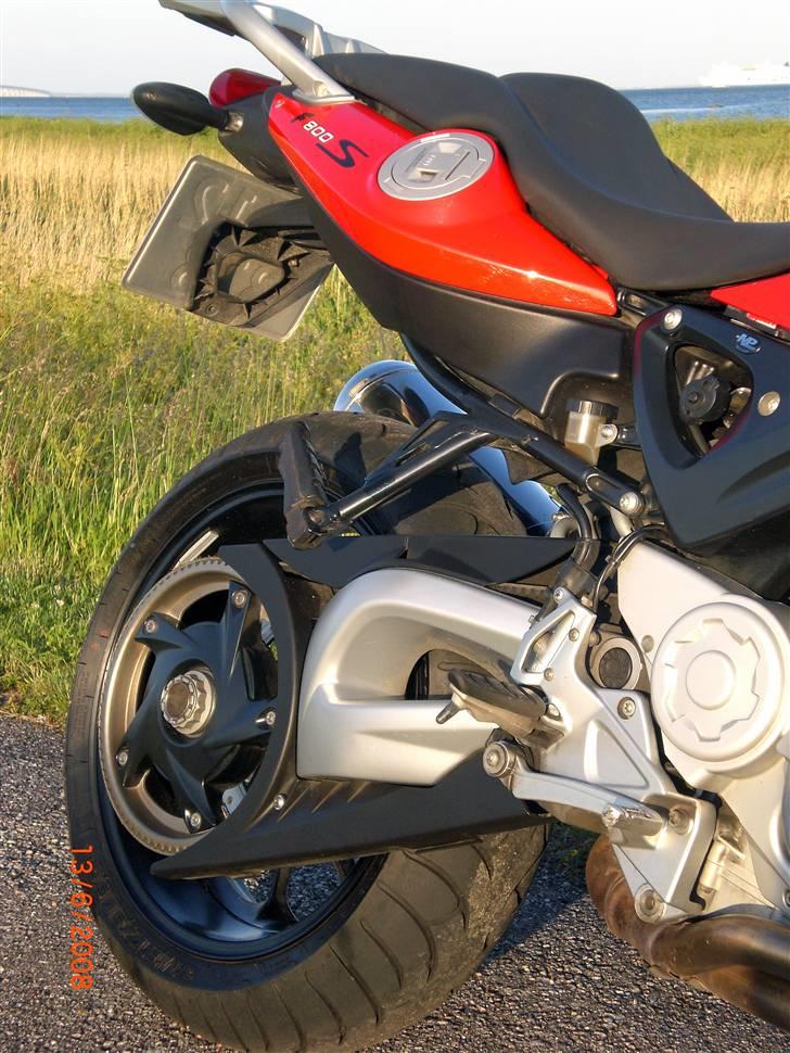 BMW F800 S - Bagendens udformning er imo særdeles vellykket. billede 8