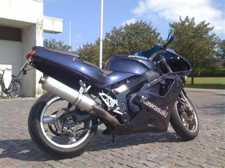 Kawasaki ZXR750 billede 1