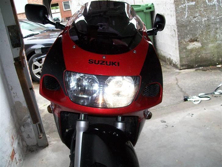 Suzuki gsxr 600 (solgt) - Xenon White nærlys billede 14