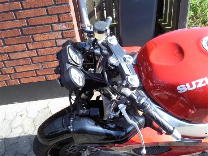 Suzuki gsxr 600 (solgt) billede 18