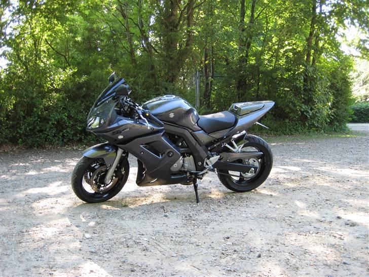 Suzuki SV 650 "SOLGT" billede 5