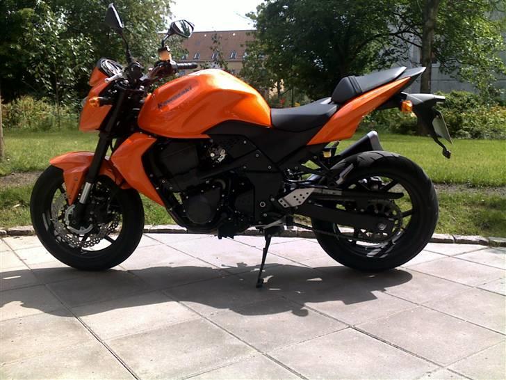 Kawasaki Z750 *SOLGT* billede 2