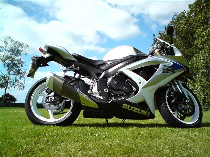 Suzuki GSXR600K8 SOLGT billede 6