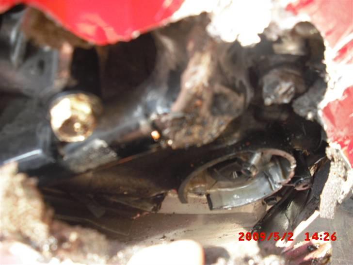 Honda cbr død - total skadet billede 16