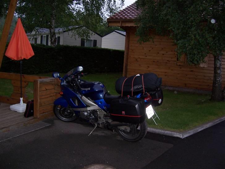 Kawasaki zzr 600 - Ved domaine die camping Frankrig billede 5