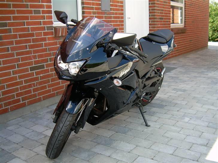 Kawasaki Ninja 250r Solgt billede 2