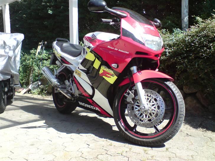 Honda CBR 600 F3 (Solgt) billede 3