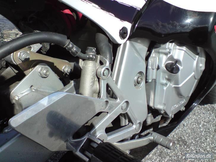 Honda CBR 600 F3 (Solgt) billede 10