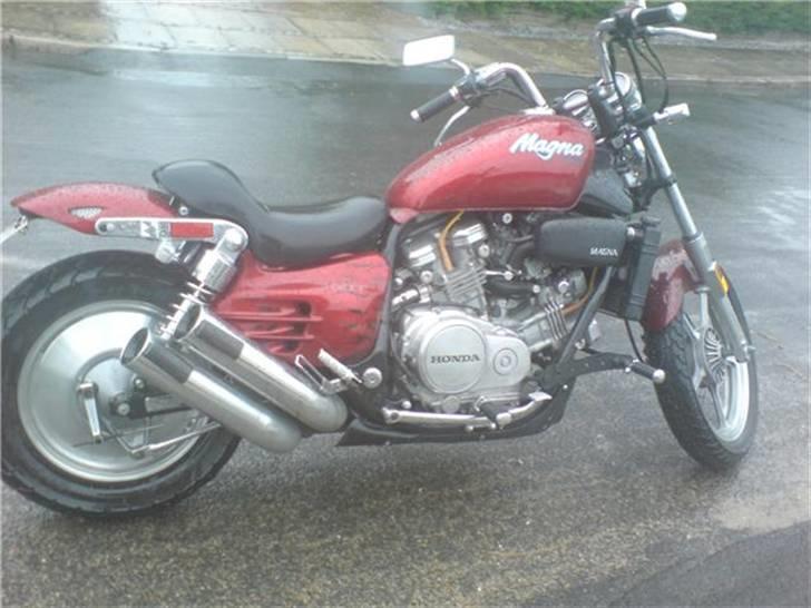 Honda super magna billede 5