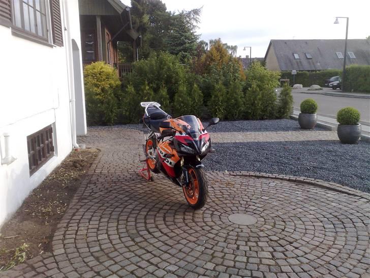 Honda cbr1000RR Fireblade billede 2