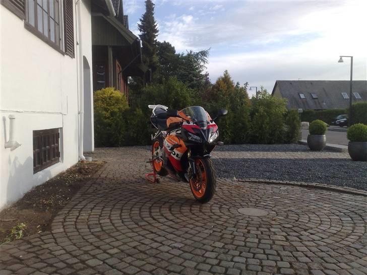 Honda cbr1000RR Fireblade billede 3