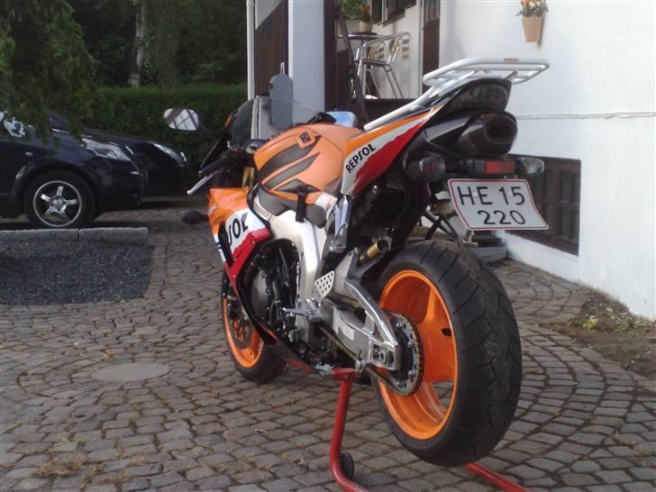 Honda cbr1000RR Fireblade billede 8