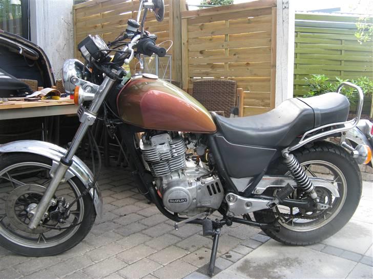 Suzuki GN 400 "Bratstyle" (Solgt) billede 7