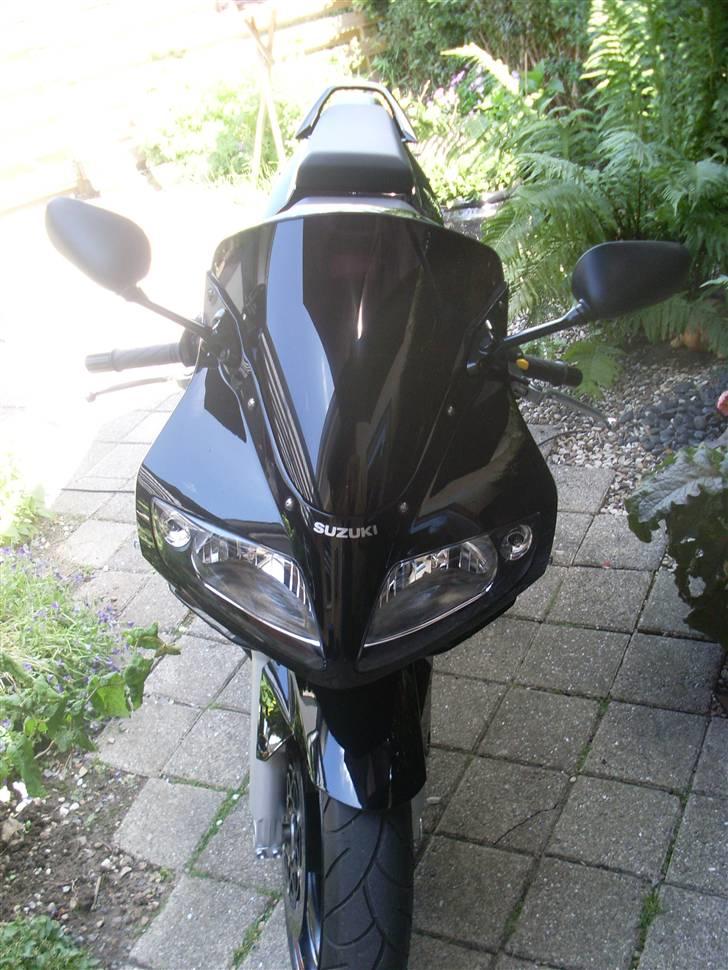 Suzuki SV1000 - ser lidt bedre ud med sort visir.. billede 8