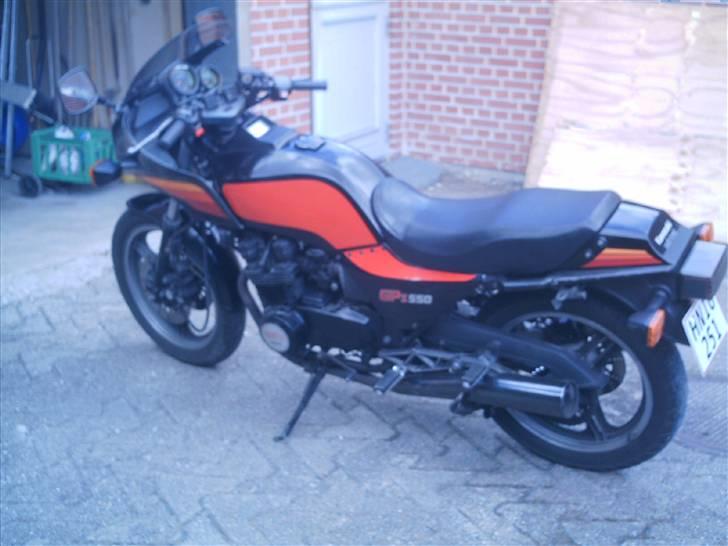 Kawasaki GPz 550 SOLGT !! billede 1