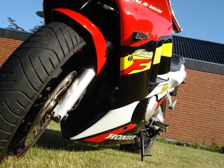 Honda CBR 600 F3 PC31 billede 5