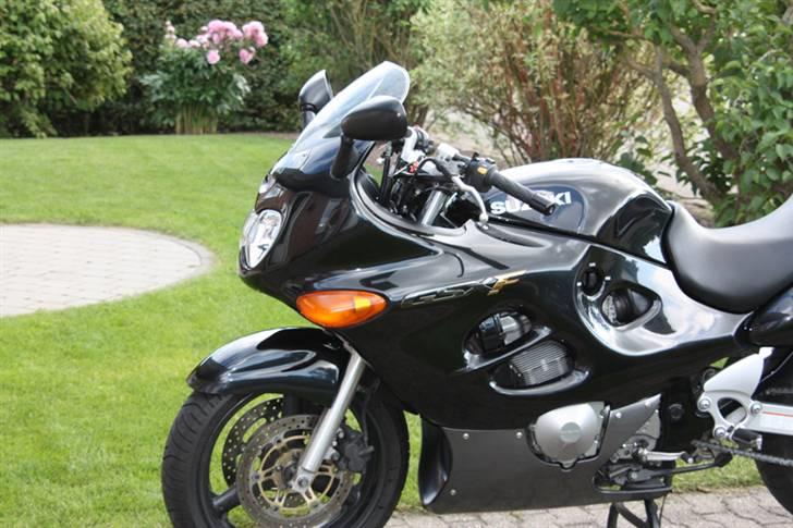 Suzuki GSX750F (solgt) billede 7