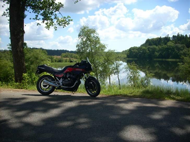 Suzuki GSX 750 E **SOLGT** billede 11