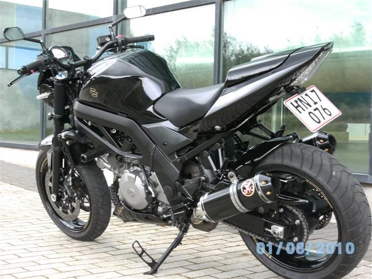 Suzuki sv1000N SOLGT - indsæt  &xl=true  efter link for store billeder. billede 1