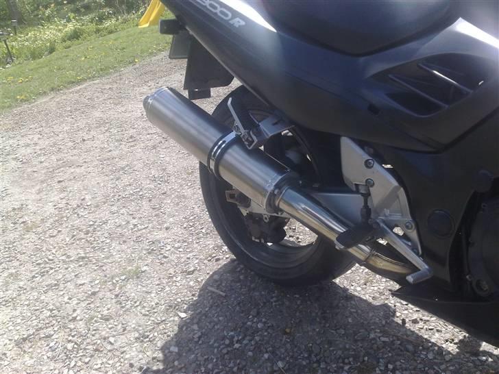 Suzuki RF900R billede 7