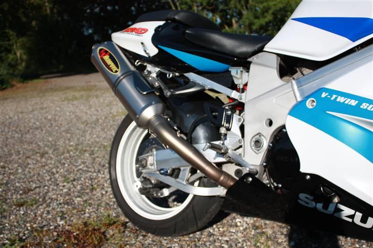 Suzuki TL1000R solgt billede 6