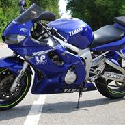 Yamaha R6
