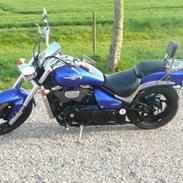 Suzuki Intruder M800