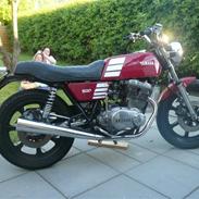 Yamaha xs500