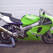 Kawasaki zx7r