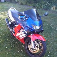 Honda CBR 600 F4