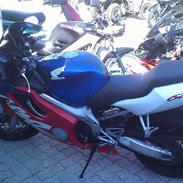 Honda CBR 600 F4