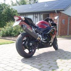 Suzuki GSXR1000 k6