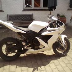 Yamaha R1 TURBO (SOLGT)