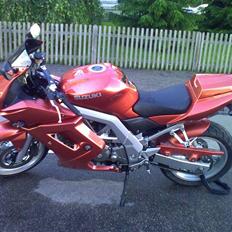 Suzuki SV650S