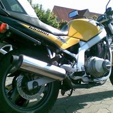 Suzuki GS 500E