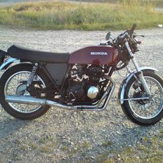 Honda cb 400 