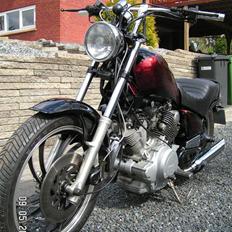 Yamaha xv 750 SE 5G5 "Solgt"