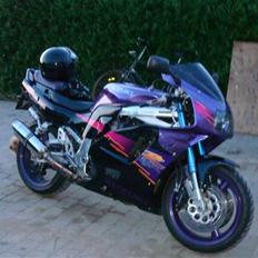 Suzuki gsxr 750 w(solgt)