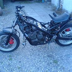 Yamaha fz 600 Solgt.