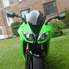 Kawasaki ZX10R (Solgt)