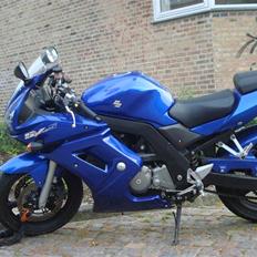 Suzuki sv650s