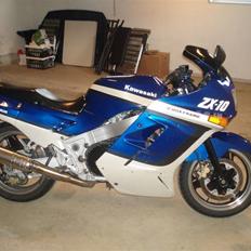 Kawasaki ZX 10
