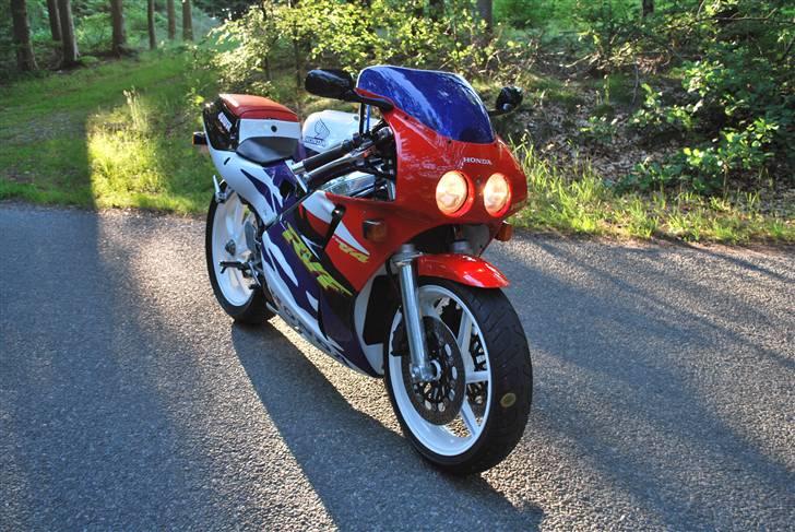 Honda VFR 400 NC30 billede 7