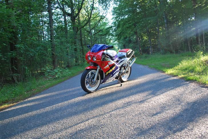 Honda VFR 400 NC30 billede 11