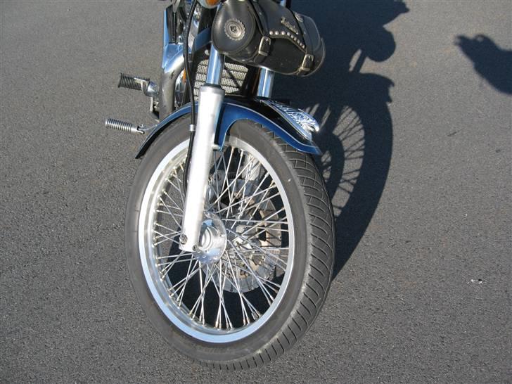 Suzuki VS 750 Intruder *solgt* billede 5