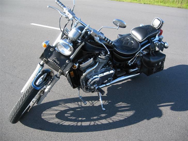 Suzuki VS 750 Intruder *solgt* billede 8