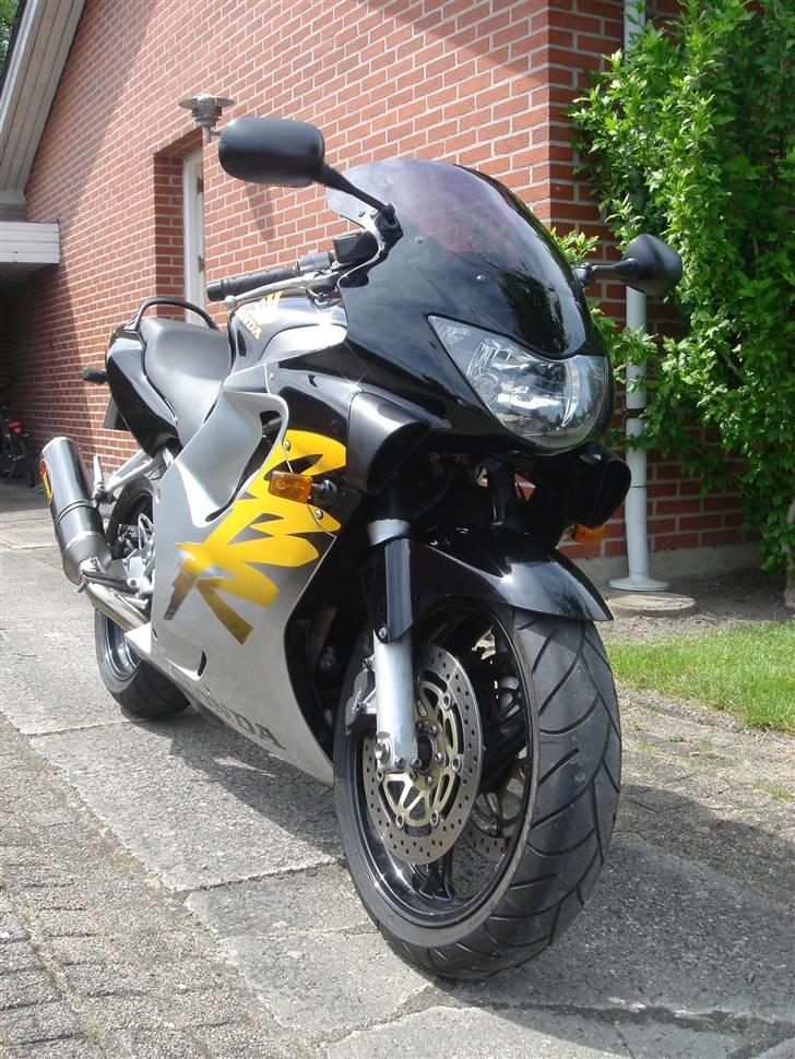 Honda cbr f4 billede 2